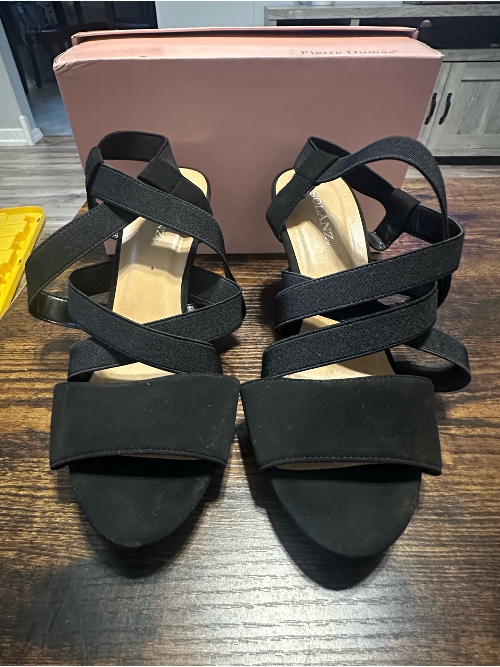 Black Strappy Block Heel Sandals with Crisscross Elastic Straps